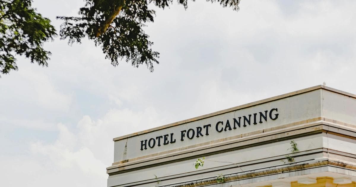 Getting Married at Fort Canning or Chijmes: Arrival Notes