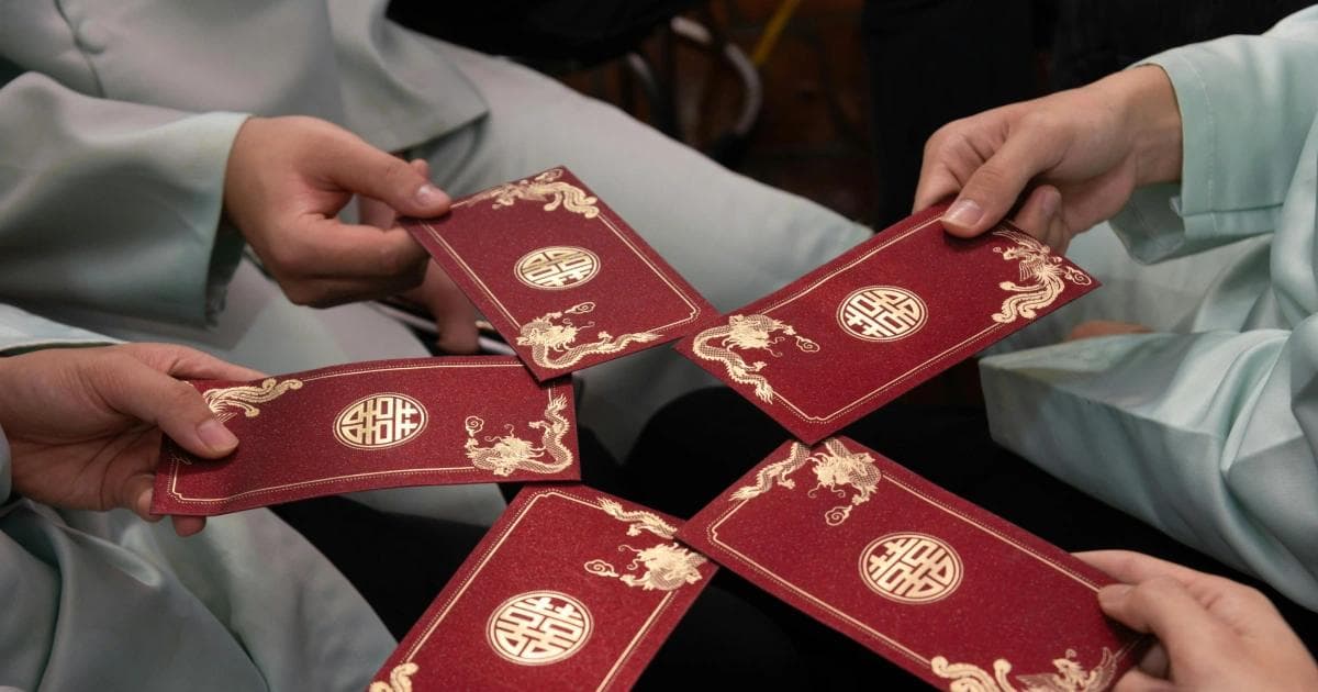 Ang Bao Etiquette for the Modern Singapore Wedding